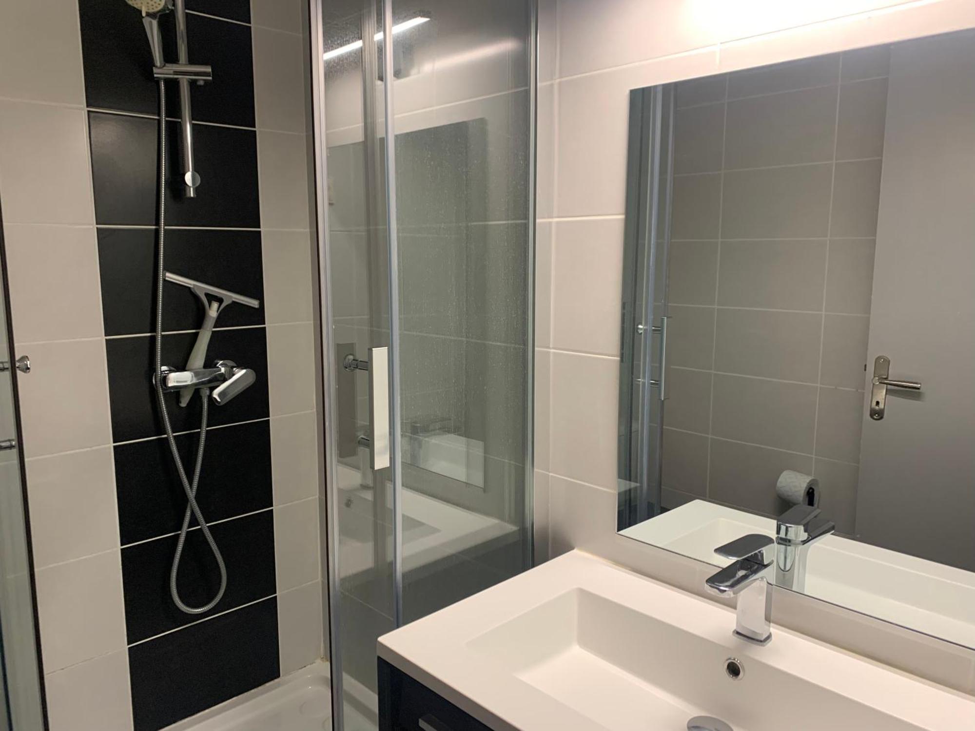 Apartament Les 3 Tours Et Parking La Rochelle  Zewnętrze zdjęcie