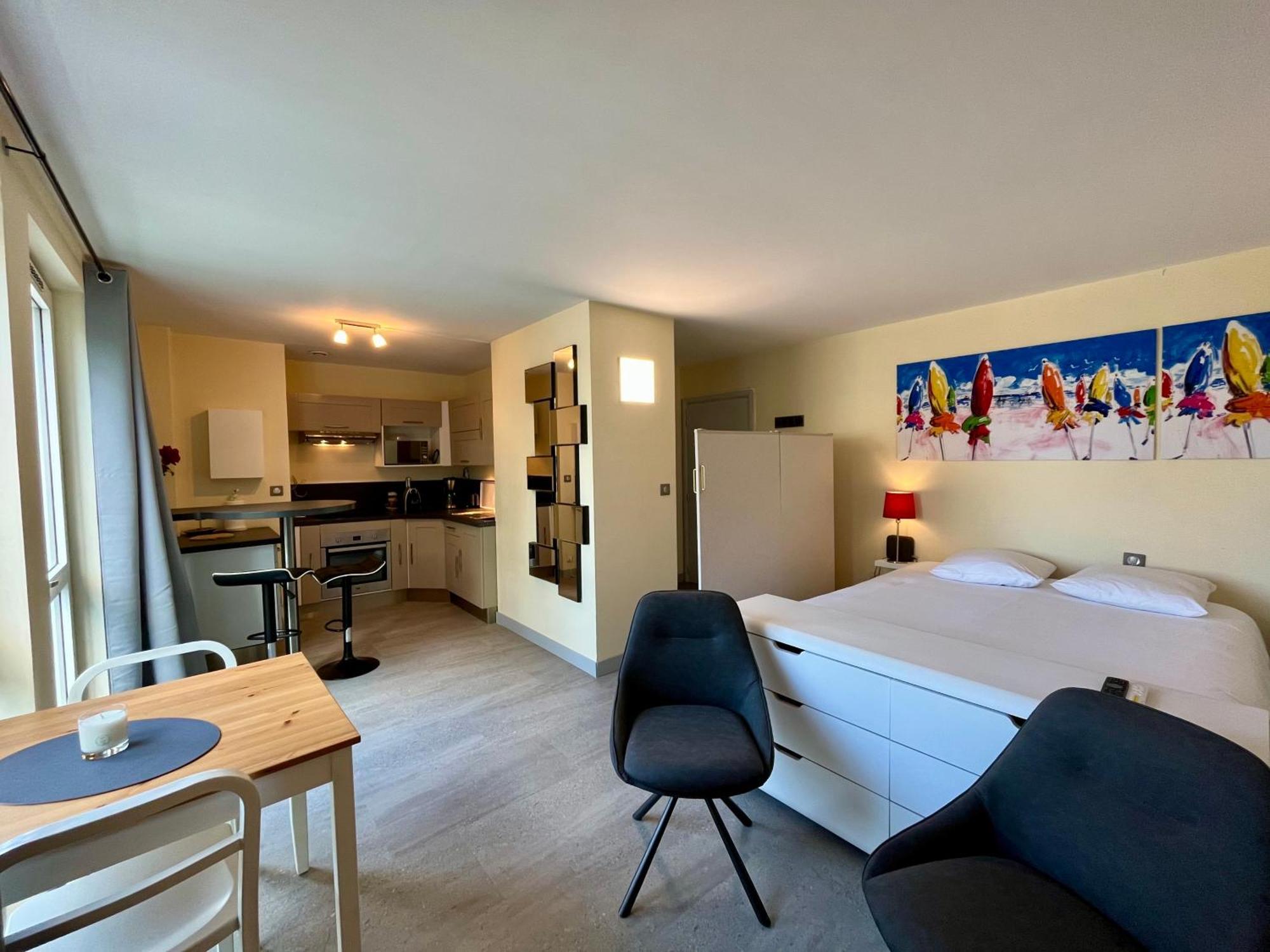 Apartament Les 3 Tours Et Parking La Rochelle  Zewnętrze zdjęcie